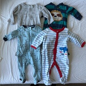 Great Condition! 4 baby boy pajamas 0-3 months